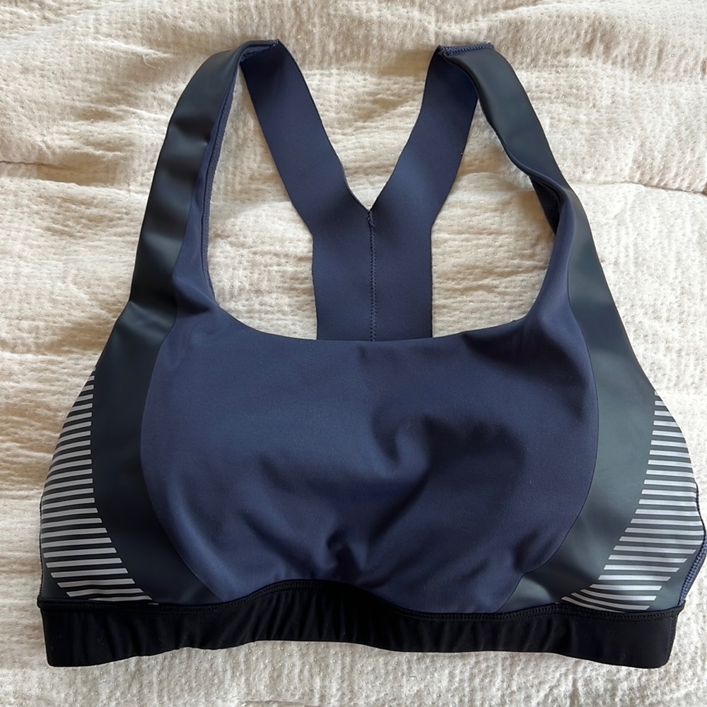 Size Medium Athleta Sports Bra